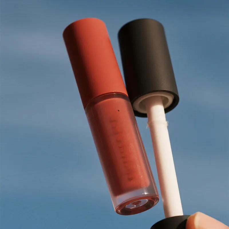 خوبصورتی کی فراہمی ہونٹ ٹیکہ